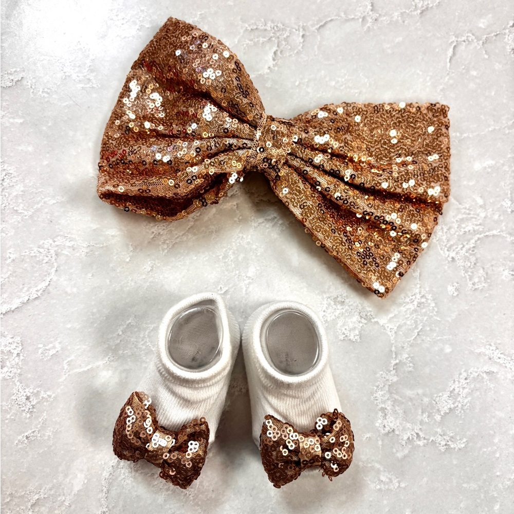 Newborn rosegold sequined bow socks and matching bow pin